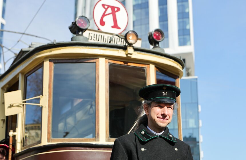 В Москве прошел парад в честь 127-летия столичного трамвая 1 фото