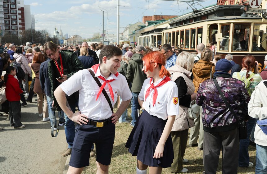 В Москве прошел парад в честь 127-летия столичного трамвая 37 фото