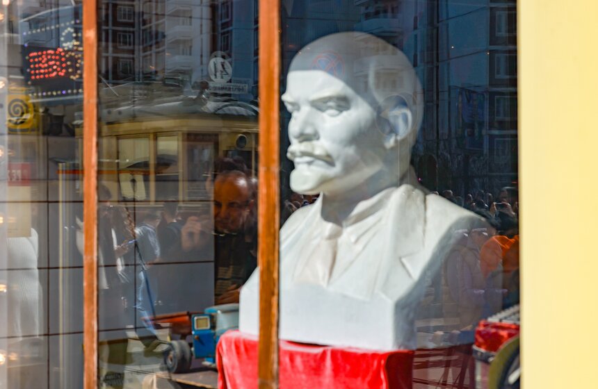 В Москве прошел парад в честь 127-летия столичного трамвая 38 фото