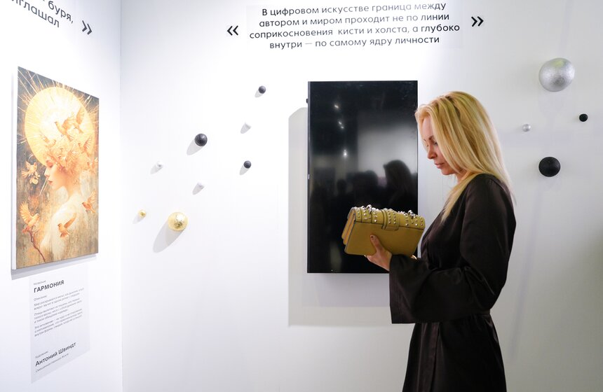 В Москве открылась 7-я ярмарка современного искусства "Арт Россия" 13 фото