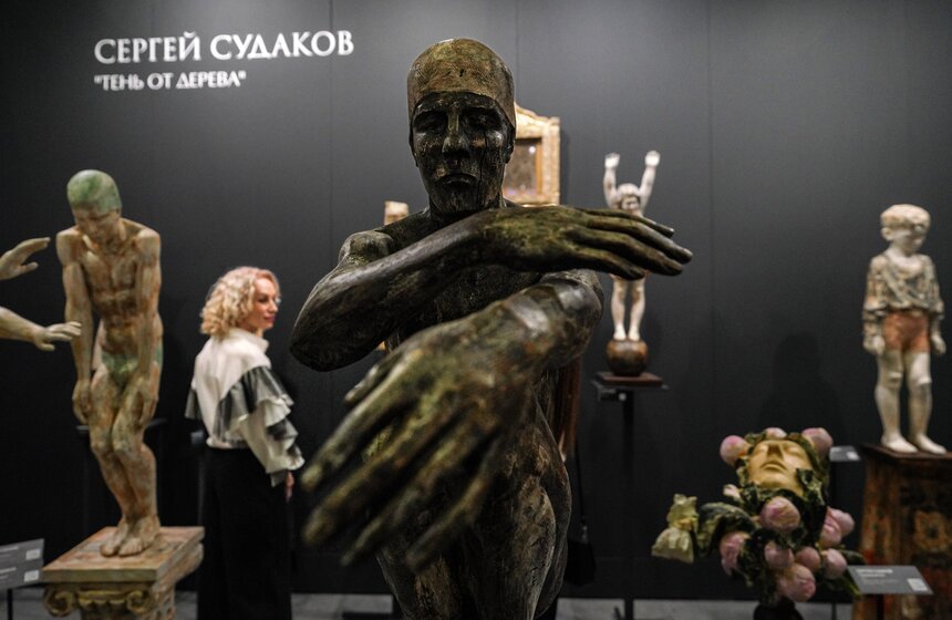 В Москве открылась 7-я ярмарка современного искусства "Арт Россия" 14 фото