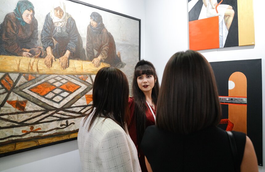 В Москве открылась 7-я ярмарка современного искусства "Арт Россия" 26 фото