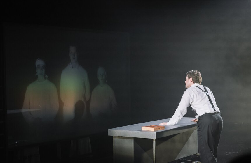 В Театре Гоголя прошла премьера спектакля "Морфий" по Булгакову 21 фото