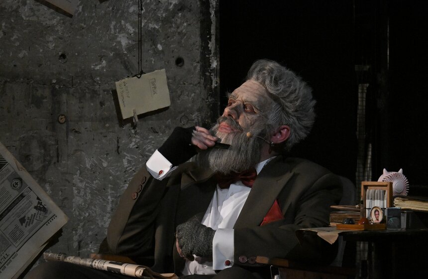 Предпремьерный показ спектакля "Три сестры" прошел в Театре на Таганке 5 фото