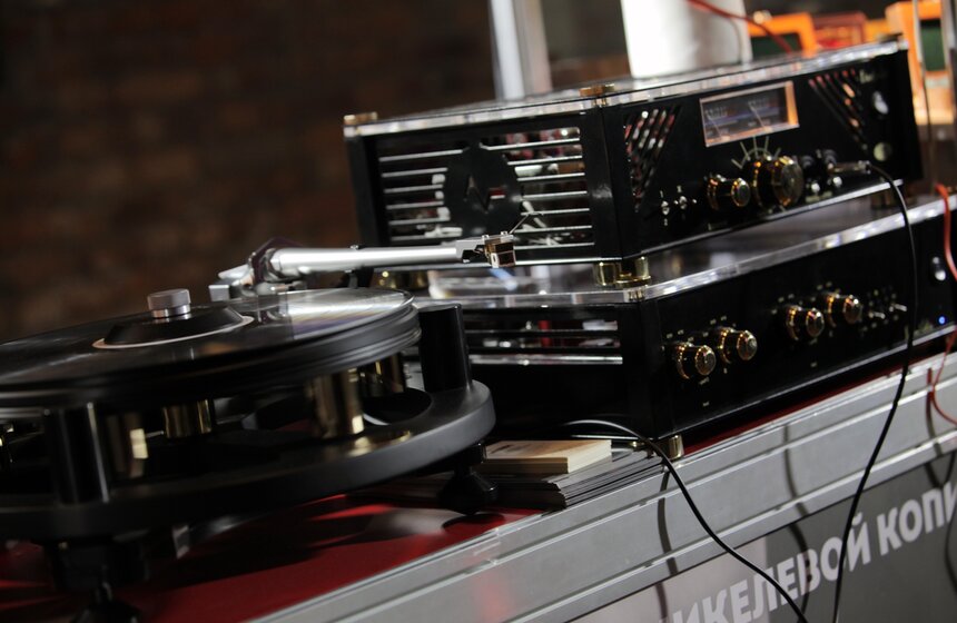 Фестиваль "День винила" прошел на территории "Винзавода" 2 фото