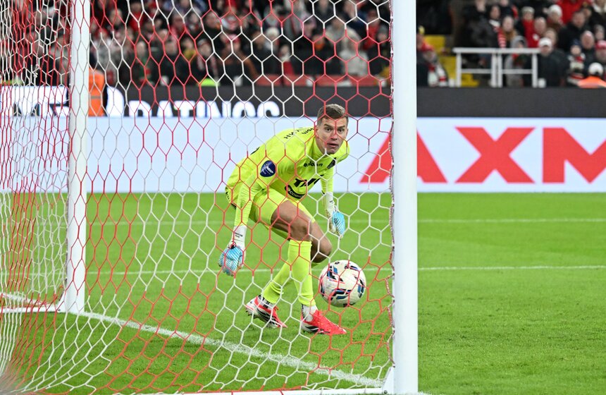 "Спартак" победил "Локомотив" в матче 23-го тура РПЛ 25 фото