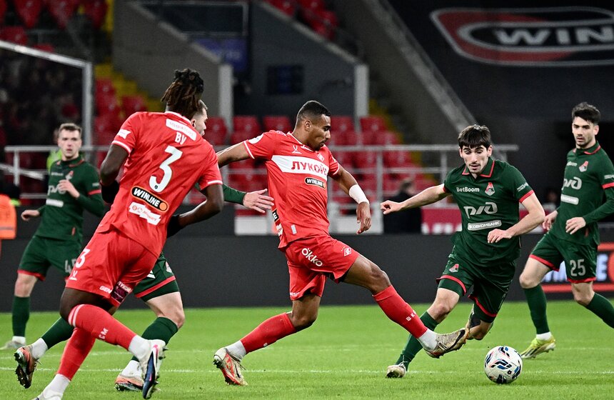 "Спартак" победил "Локомотив" в матче 23-го тура РПЛ 12 фото