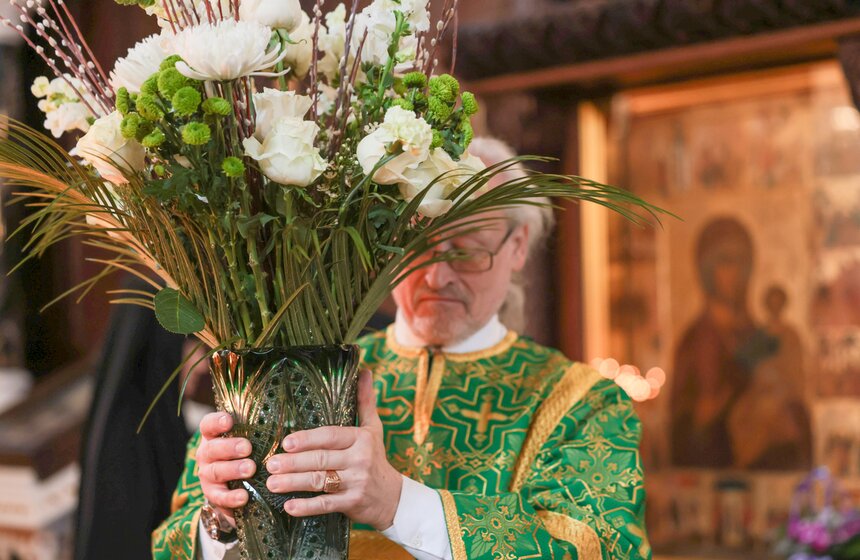Всенощное бдение состоялось в кафедральном соборном храме Христа Спасителя 7 фото