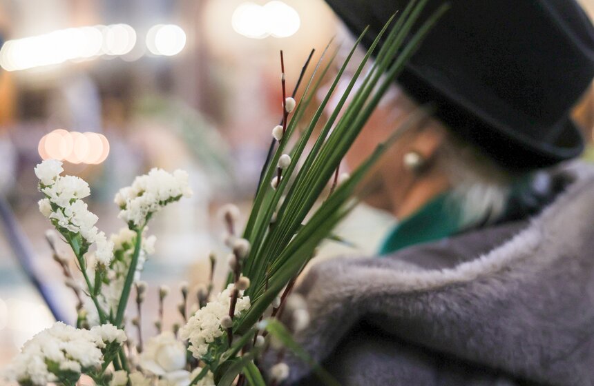 Всенощное бдение состоялось в кафедральном соборном храме Христа Спасителя 12 фото