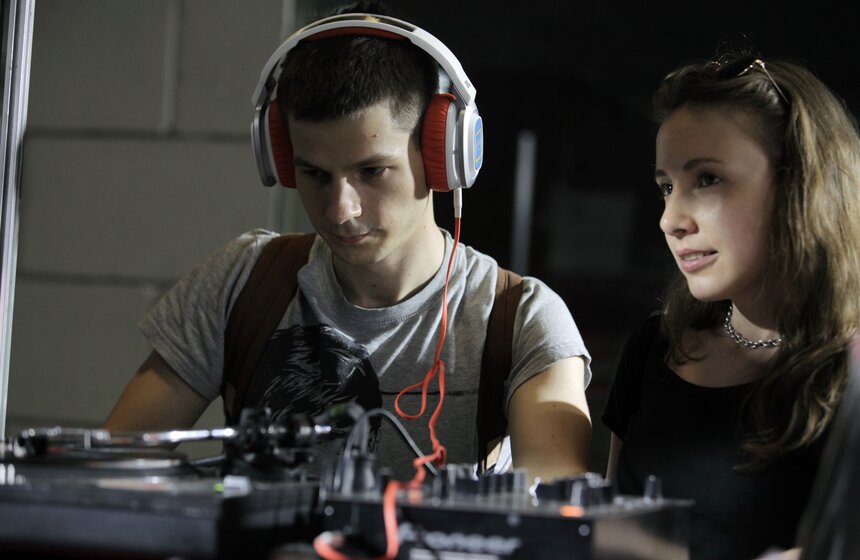 Фестиваль "День винила" прошел на территории "Винзавода" 14 фото