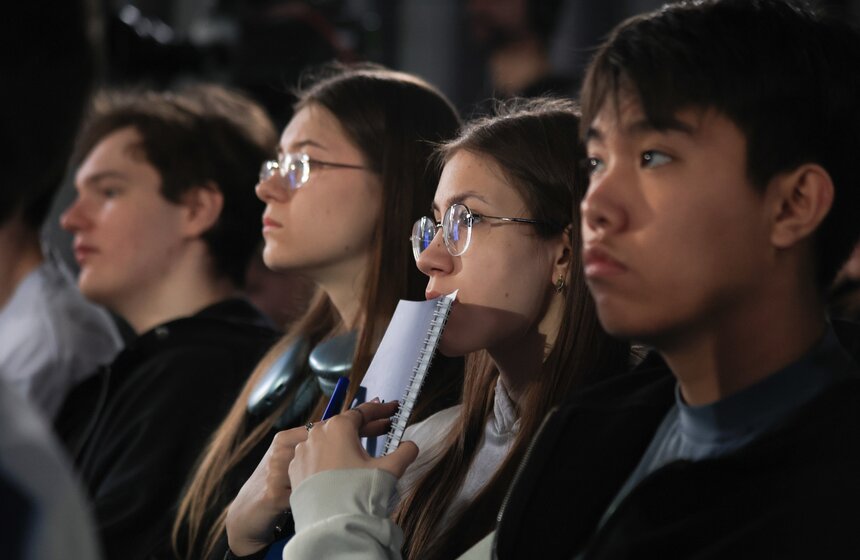 В Москве прошел ежегодный Всероссийский космический диктант 13 фото