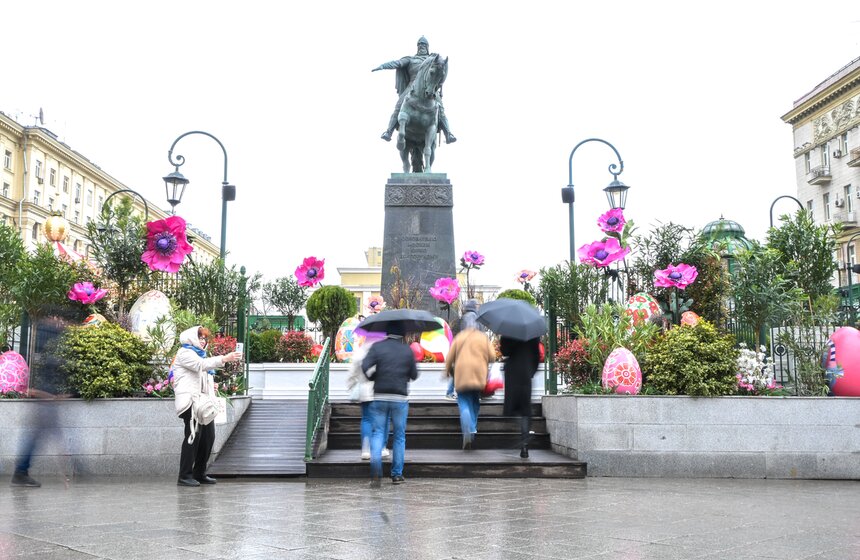 Тверская площадь стала ключевой площадкой фестиваля "Пасхальный дар" 32 фото