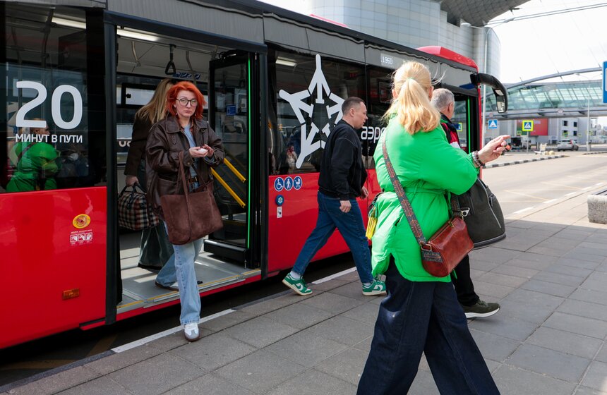 "Аэроэкспресс" запустил 4 новых усовершенствованных автобуса 24 фото