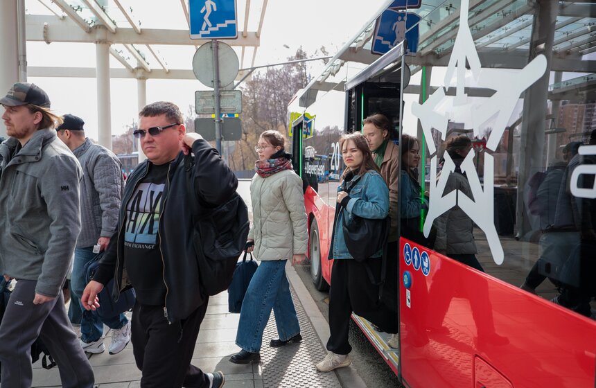 "Аэроэкспресс" запустил 4 новых усовершенствованных автобуса 30 фото