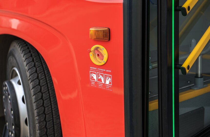 "Аэроэкспресс" запустил 4 новых усовершенствованных автобуса 8 фото