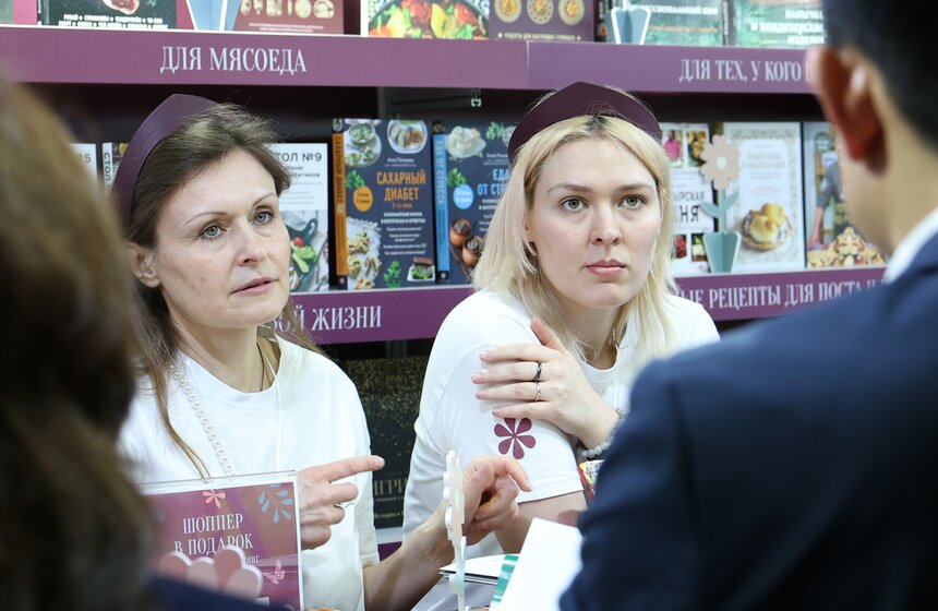 В Москве прошла ярмарка интеллектуальной литературы "non/fiction весна" 31 фото