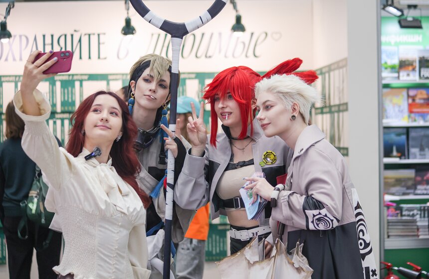 В Москве прошла ярмарка интеллектуальной литературы "non/fiction весна" 26 фото