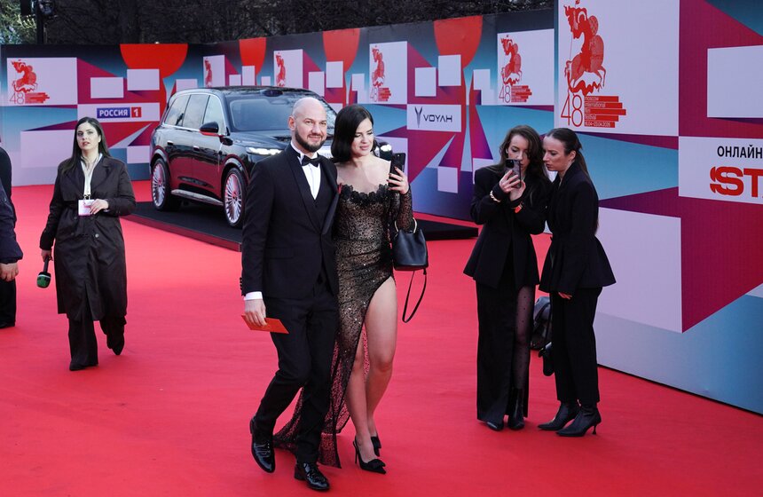 Открылся 48-й Московский международный кинофестиваль 38 фото