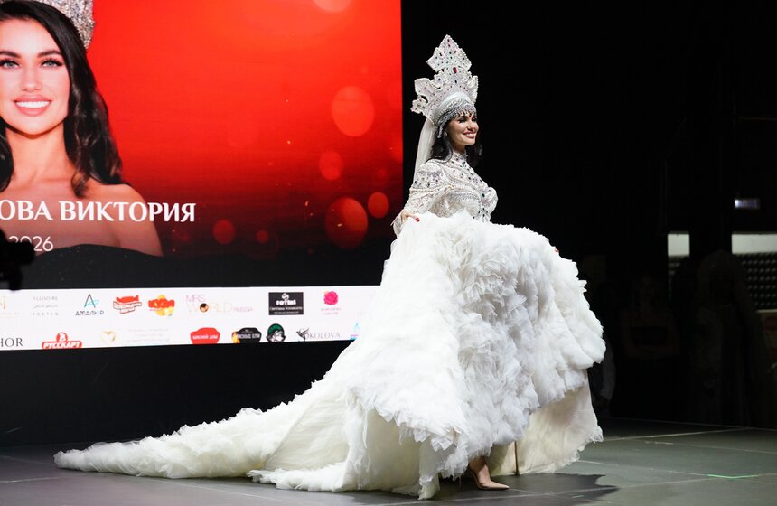 Финал конкурса "Королева Москвы и Московской области" состоялся на площадке Omega Bounce 19 фото