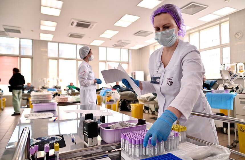 Пресс-тур к Национальному дню донора состоялся в Центре крови имени Гаврилова 12 фото