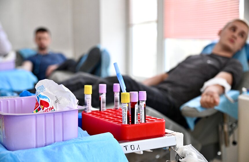 Пресс-тур к Национальному дню донора состоялся в Центре крови имени Гаврилова 15 фото