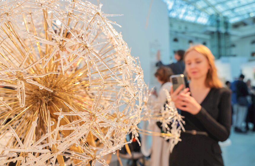 Ярмарка "АРТ МОСКВА" открылась в Гостином Дворе 11 фото