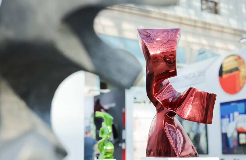 Ярмарка "АРТ МОСКВА" открылась в Гостином Дворе 24 фото