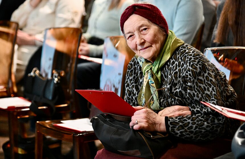 "Тотальный диктант" под диктовку Владимира Познера состоялся в Москве 5 фото