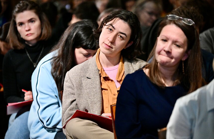 "Тотальный диктант" под диктовку Владимира Познера состоялся в Москве 12 фото