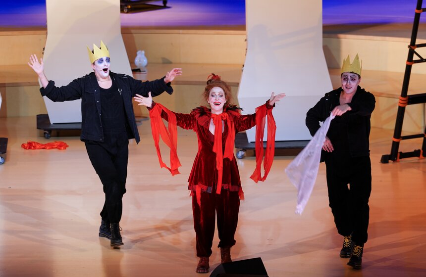 Премьера спектакля "Страшные сказки. Мистерия барокко" состоялась в зале "Зарядье" 20 фото