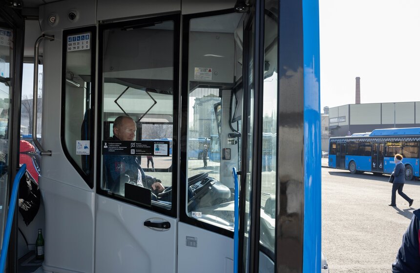 Первые в этом году пригородные маршруты запустили у станции метро "Тушинская" 9 фото