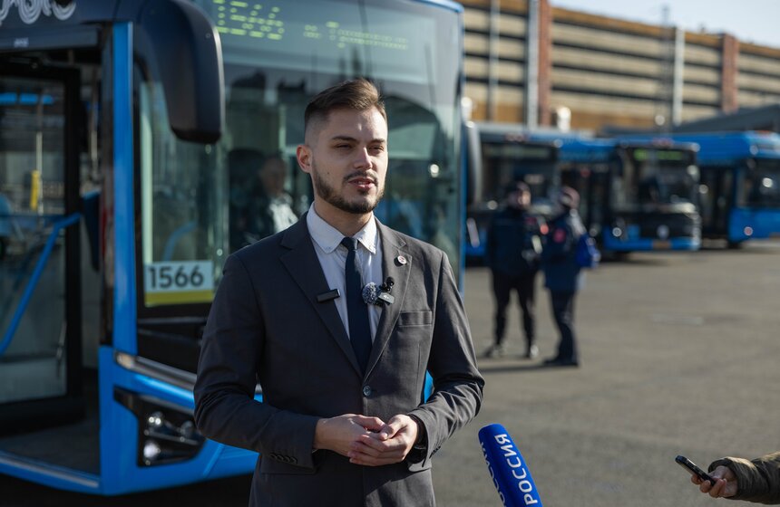 Первые в этом году пригородные маршруты запустили у станции метро "Тушинская" 5 фото
