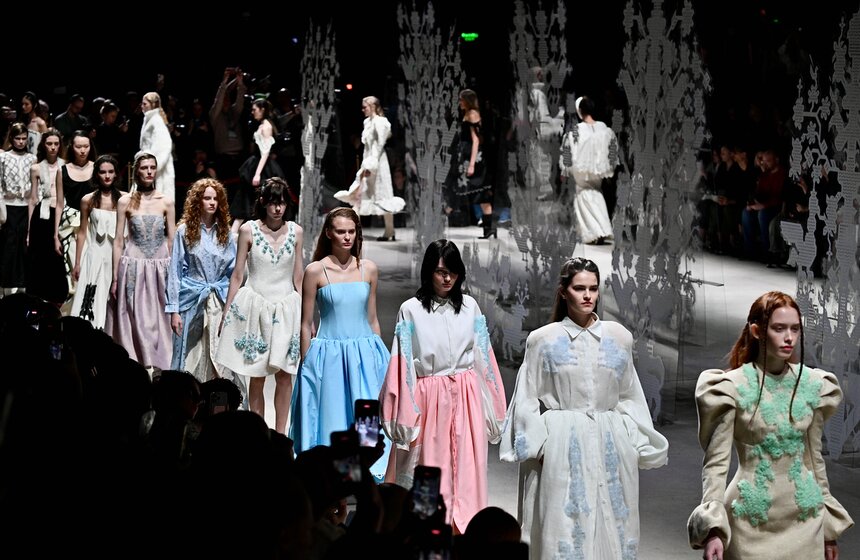 В "Манеже" стартовала шестая Московская неделя моды 38 фото
