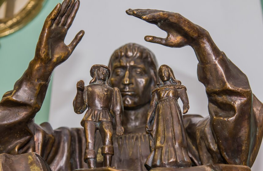 В Москве открылась выставка "Скульптура сегодня" 14 фото