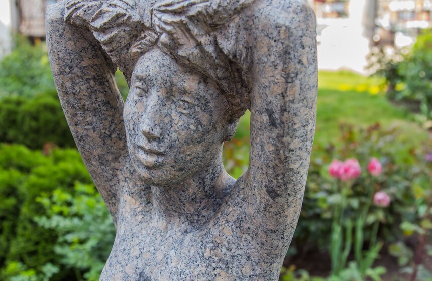 В Москве открылась выставка "Скульптура сегодня" 7 фото