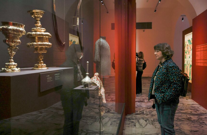 Выставка "Потомки Чингисхана. Русь и мир" открылась в Музеях Московского Кремля 20 фото