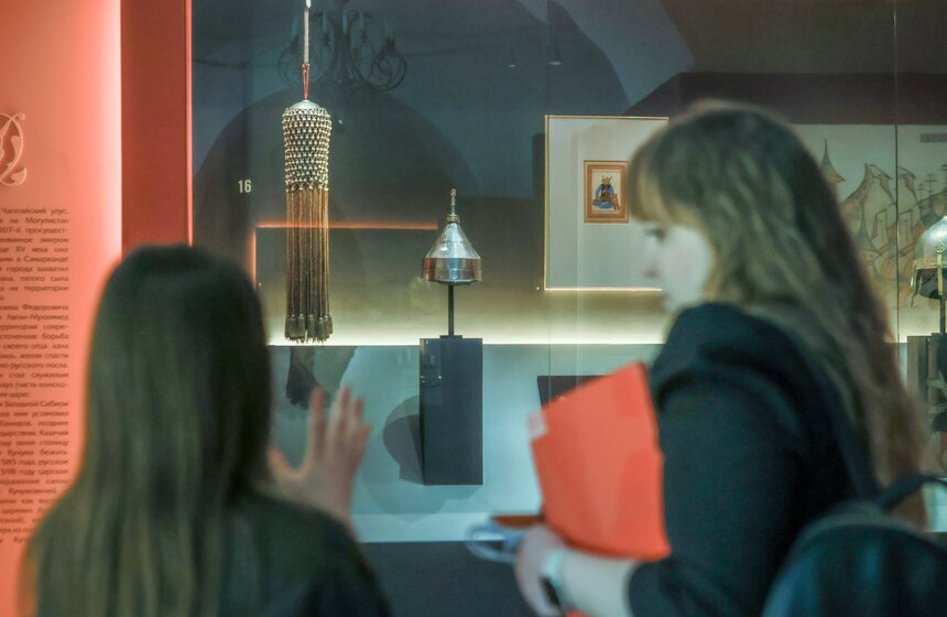 Выставка "Потомки Чингисхана. Русь и мир" открылась в Музеях Московского Кремля 10 фото