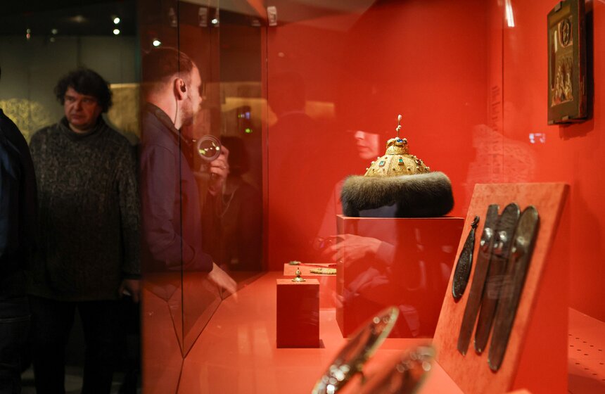 Выставка "Потомки Чингисхана. Русь и мир" открылась в Музеях Московского Кремля 6 фото