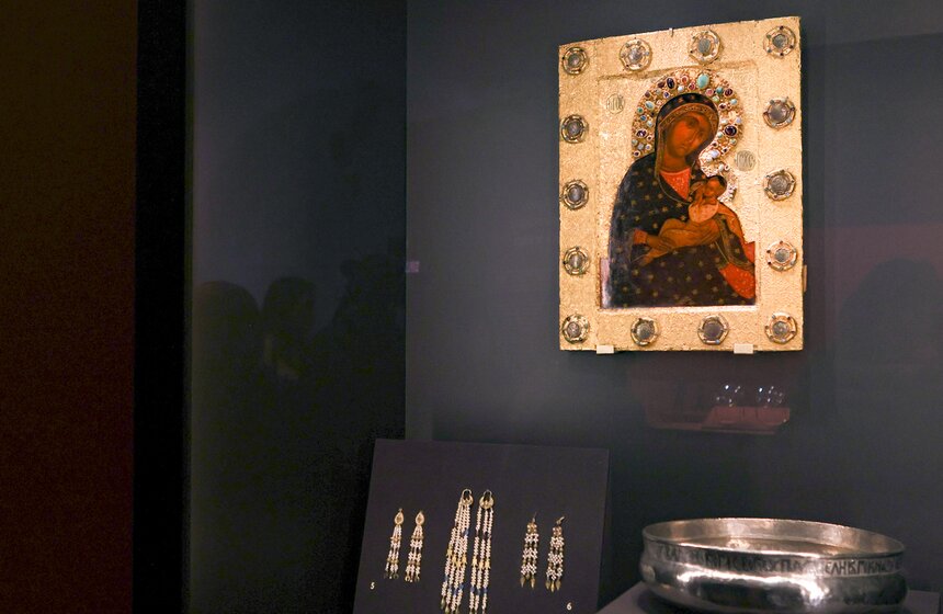 Выставка "Потомки Чингисхана. Русь и мир" открылась в Музеях Московского Кремля 13 фото