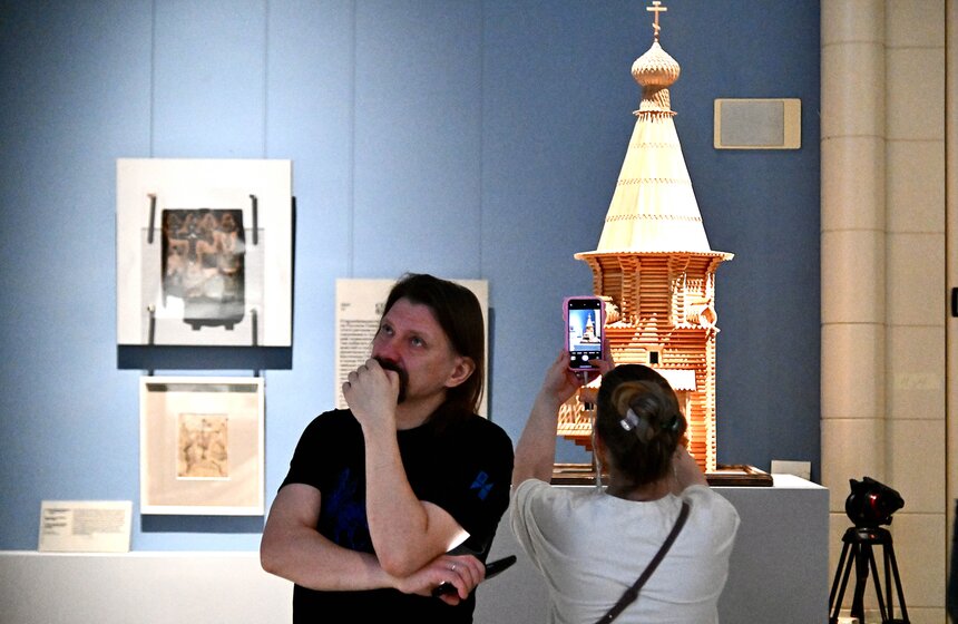 Выставка "Свобода и глушь. От Кенозерья до Поморья" открылась в Москве 4 фото