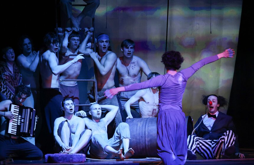 Фестиваль студенческих спектаклей "Первый план" открылся в Театре Гоголя 13 фото