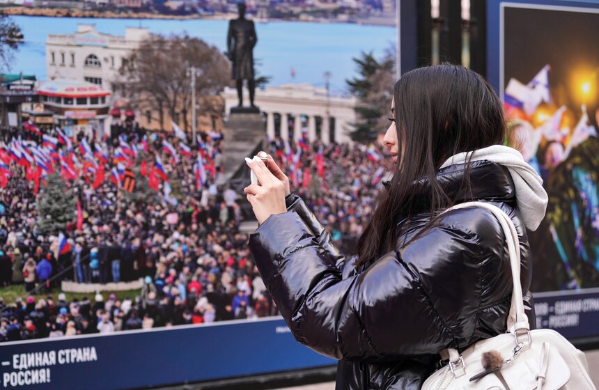 На Арбате открылись фотовыставки о Крыме и Севастополе 16 фото