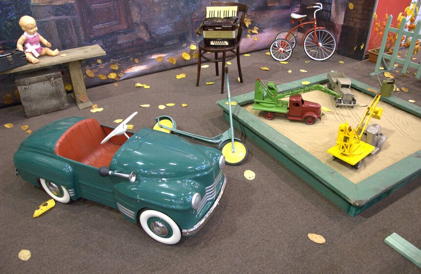 В Москве прошла выставка автомобилей "Олдтаймер-галерея" 5 фото