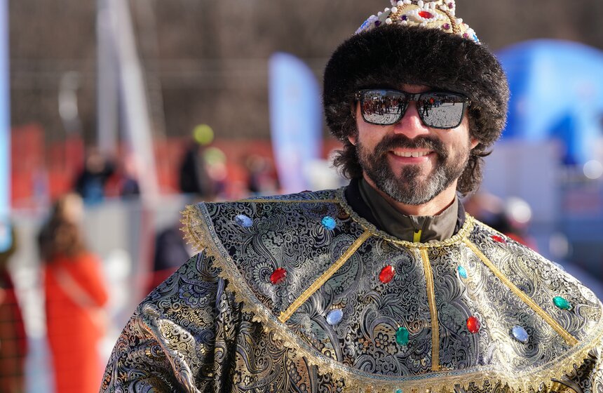 Спортивный карнавал для горнолыжников и сноубордистов состоялся на Воробьевых горах 27 фото