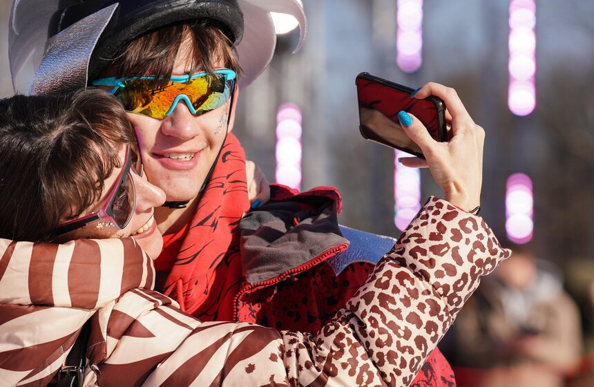 Спортивный карнавал для горнолыжников и сноубордистов состоялся на Воробьевых горах 22 фото