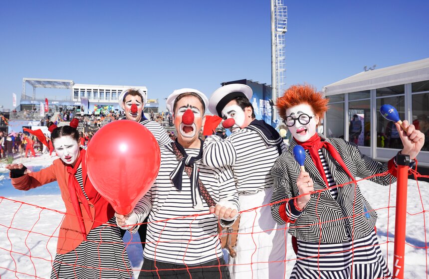 Спортивный карнавал для горнолыжников и сноубордистов состоялся на Воробьевых горах 13 фото