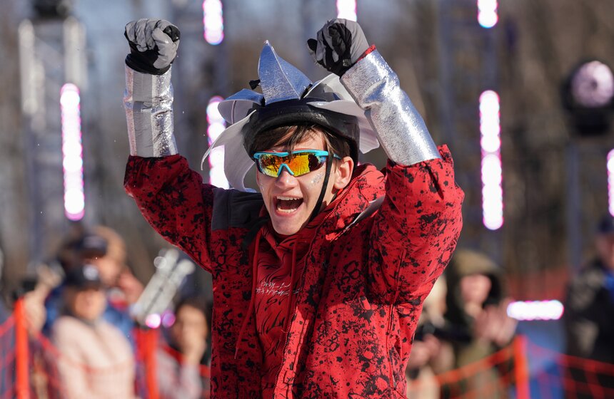 Спортивный карнавал для горнолыжников и сноубордистов состоялся на Воробьевых горах 25 фото