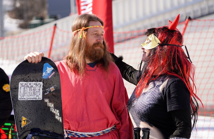 Спортивный карнавал для горнолыжников и сноубордистов состоялся на Воробьевых горах 12 фото