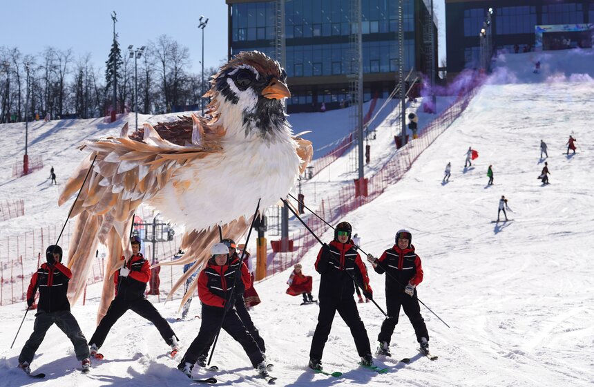Спортивный карнавал для горнолыжников и сноубордистов состоялся на Воробьевых горах 14 фото