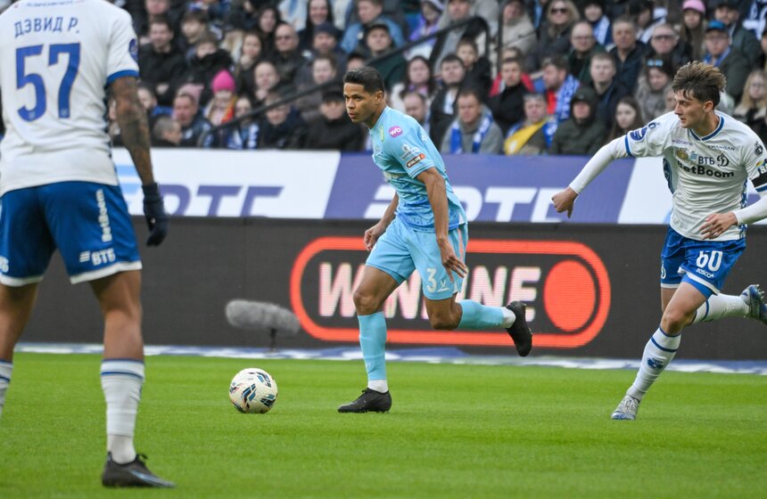 "Зенит" обыграл "Динамо" в матче 22-го тура РПЛ 21 фото